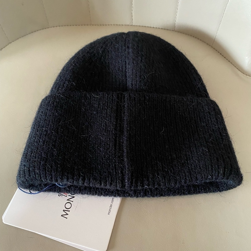 Moncler Black Wool Beanie - Picture 2 of 4